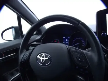 Photo 16 Toyota C-HR 1.8 Hybride 122 Design