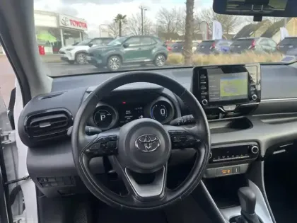 Photo 15 Toyota Yaris Hybride 116h Design