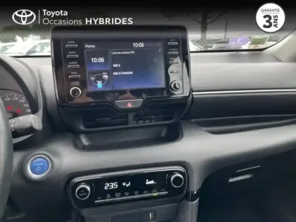 Photo 14 Toyota Yaris  116h Dynamic 5p MY22