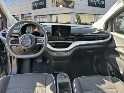 Photo 7 Fiat 500  e 95ch Action Plus