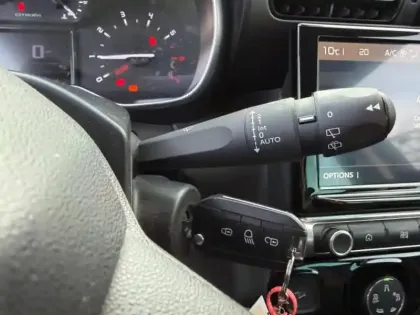 Photo 13 Citroën C3 Aircross  PureTech 110ch S&S Shine