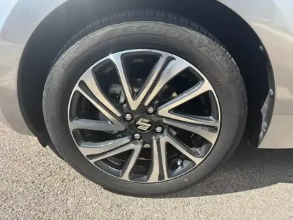 Photo 9 Suzuki Swift  1.2 Dualjet Hybrid 83ch Pack