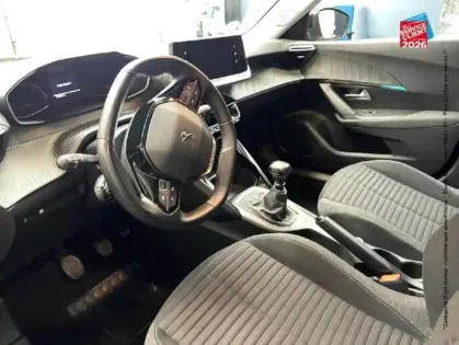 Photo 14 Peugeot 2008  1.2 PureTech 100ch S&S Style