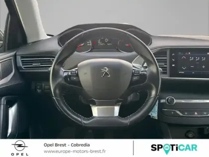 Photo 7 Peugeot 308  1.2 PureTech 130ch S&S Allure