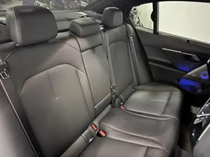 Photo 6 BMW Serie 5 M5 4.4 V8 PHEV 727ch