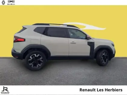 Photo 12 Dacia Duster  1.6 hybrid 140ch Extreme