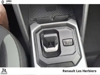 Photo 5 Dacia Duster  1.6 hybrid 140ch Extreme