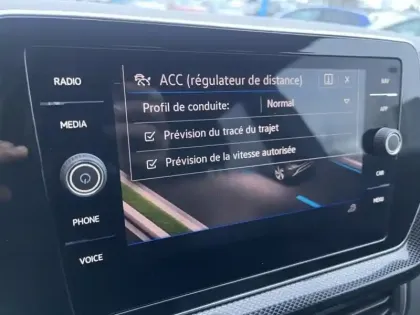 Photo 13 Volkswagen T-cross  1.0 TSI 116ch R-Line Edition DSG7