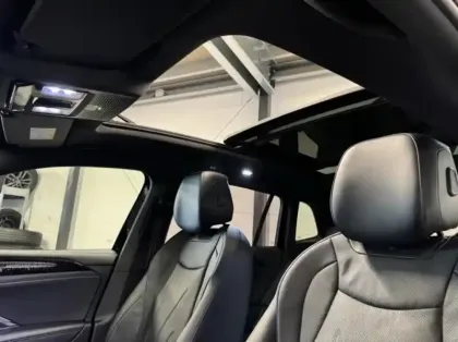 Photo 13 Volkswagen Tiguan  2.0 TDI 150ch R-Line Exclusive DSG7