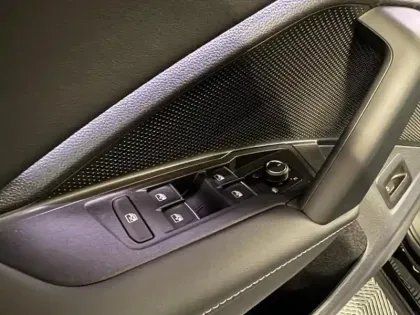 Photo 9 Volkswagen Tiguan  2.0 TDI 150ch R-Line Exclusive DSG7