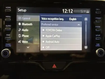 Photo 10 Toyota Yaris  Cross 116h Dynamic Business + Programme Beyond Zero Academy MY22