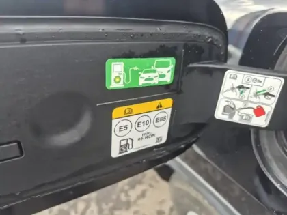 Photo 5 Ford Kuga  2.5 Duratec 180ch Hybrid FlexiFuel Titanium Business Powershift