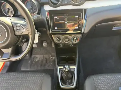 Photo 14 Suzuki Swift  1.2 Dualjet Hybrid 83ch Privilège