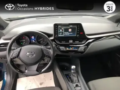 Photo 7 Toyota C-HR  1.8 Hybride 122ch Dynamic Ultimate E-CVT