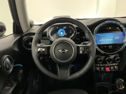 Photo 10 Mini Mini  Cooper 136ch Edition Premium Plus BVA7