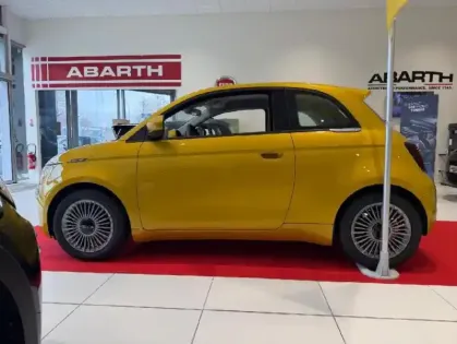 Photo 38 Fiat 500 Gén. II Ph1 MY26 Torino 3