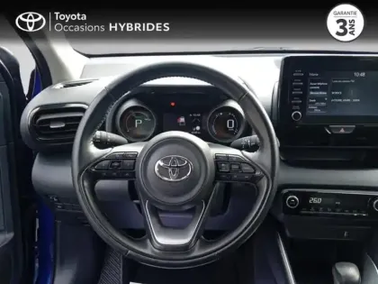 Photo 8 Toyota Yaris  116h Design 5p