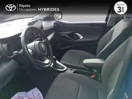 Photo 5 Toyota Yaris  116h Design 5p