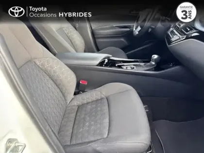 Photo 5 Toyota C-HR  122h Edition 2WD E-CVT RC18