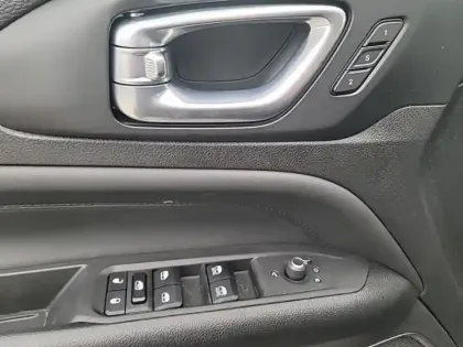 Photo 11 Jeep Compass  1.3 Turbo T4 240ch PHEV 4xe Trailhawk AT6 eAWD