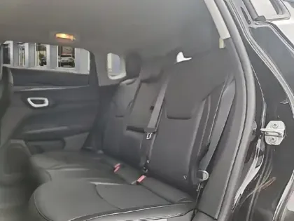 Photo 9 Jeep Compass  1.3 Turbo T4 240ch PHEV 4xe Trailhawk AT6 eAWD