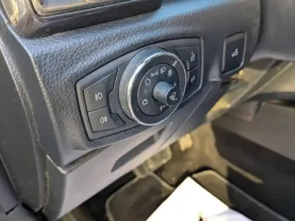 Photo 13 Ford Ranger  2.0 TDCi 213ch Double Cabine Thunder BVA10