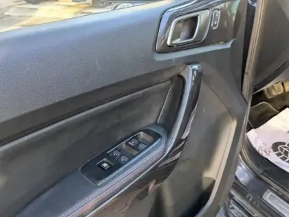 Photo 11 Ford Ranger  2.0 TDCi 213ch Double Cabine Thunder BVA10