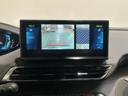 Photo 12 Peugeot 3008  HYBRID4 300ch GT Pack e-EAT8