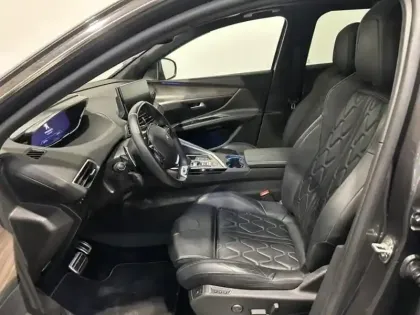 Photo 8 Peugeot 3008  HYBRID4 300ch GT Pack e-EAT8