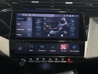 Photo 13 Peugeot 308  PHEV 225ch GT e-EAT8