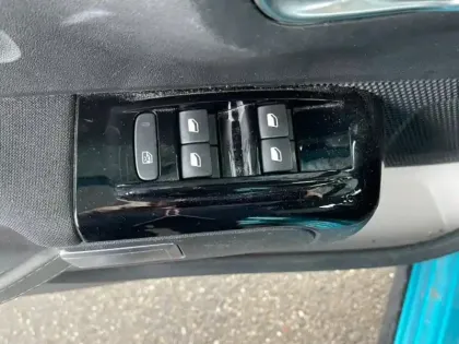 Photo 10 Citroën C3  1.2 PureTech 110ch S&S Shine 120-123g