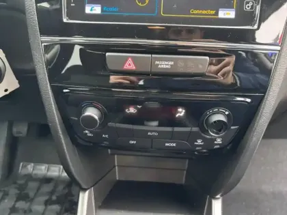 Photo 13 Suzuki Vitara  1.4 Boosterjet Hybrid 129ch Privilège Allgrip