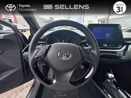 Photo 8 Toyota C-HR  2.0 Hybride 184ch Design Ultimate E-CVT