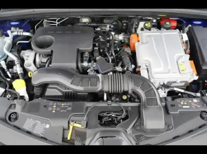 Photo 13 Renault Clio  1.6 E-Tech 145ch full hybrid esprit Alpine - 24