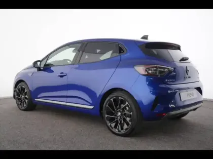 Photo 9 Renault Clio  1.6 E-Tech 145ch full hybrid esprit Alpine - 24