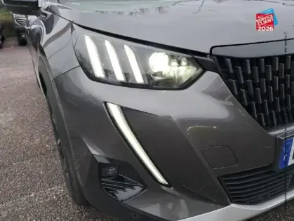 Photo 12 Peugeot 2008  1.2 PureTech 130ch S&S GT Line EAT8 7cv