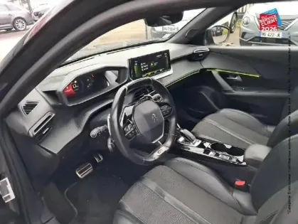Photo 14 Peugeot 2008  1.2 PureTech 130ch S&S GT Line EAT8 7cv