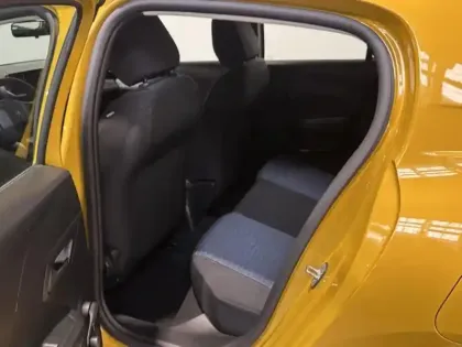 Photo 9 Peugeot 208  1.2 75 Like Regulateur Clim Bluetooth USB 16500 Km