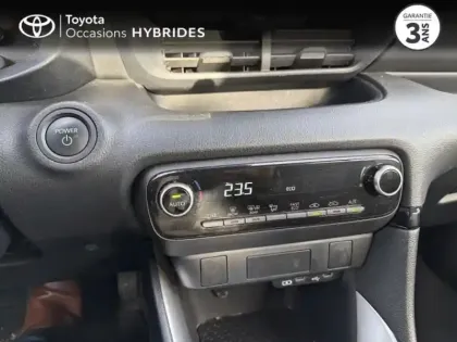 Photo 12 Toyota Yaris  116h Dynamic 5p MC24