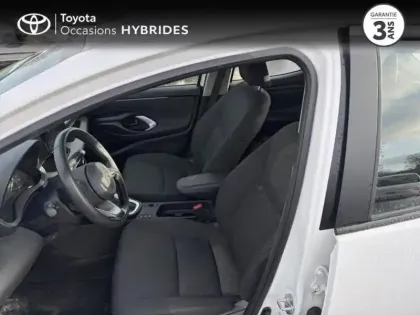 Photo 25 Toyota Yaris Gén. IV Ph1 NG Dynamic 5