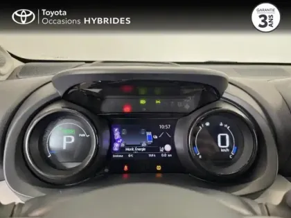 Photo 5 Toyota Yaris  116h Iconic 5p MY22