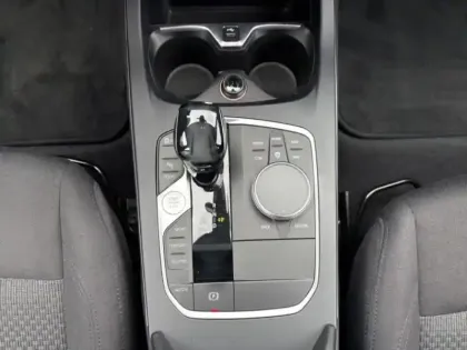 Photo 10 BMW Serie 1 Série 1 118iA 140ch Lounge DKG7