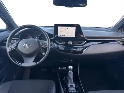 Photo 10 Toyota C-HR  2.0 Hybride 184ch Design Ultimate E-CVT