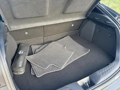 Photo 12 Toyota C-HR  2.0 Hybride 184ch Design Ultimate E-CVT