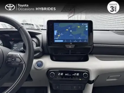 Photo 14 Toyota Yaris  116h Iconic 5p MY22