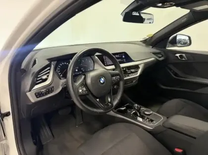 Photo 5 BMW Serie 1 Série 1 116dA 116ch Business Design DKG7