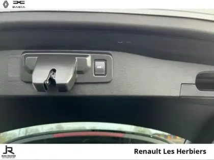 Photo 13 Renault Austral  1.2 E-Tech full hybrid 200ch Iconic esprit Alpine- 24