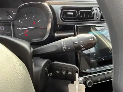 Photo 9 Citroën C3  1.5 BlueHDi 100ch S&S PLUS