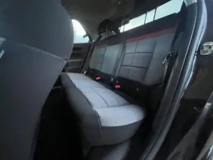 Photo 7 Citroën C4  Cactus PureTech 110ch S&S C-Series E6.d