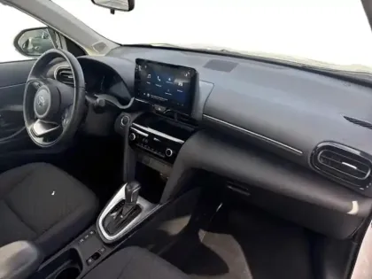 Photo 8 Toyota Yaris  Cross 116h Dynamic MC24